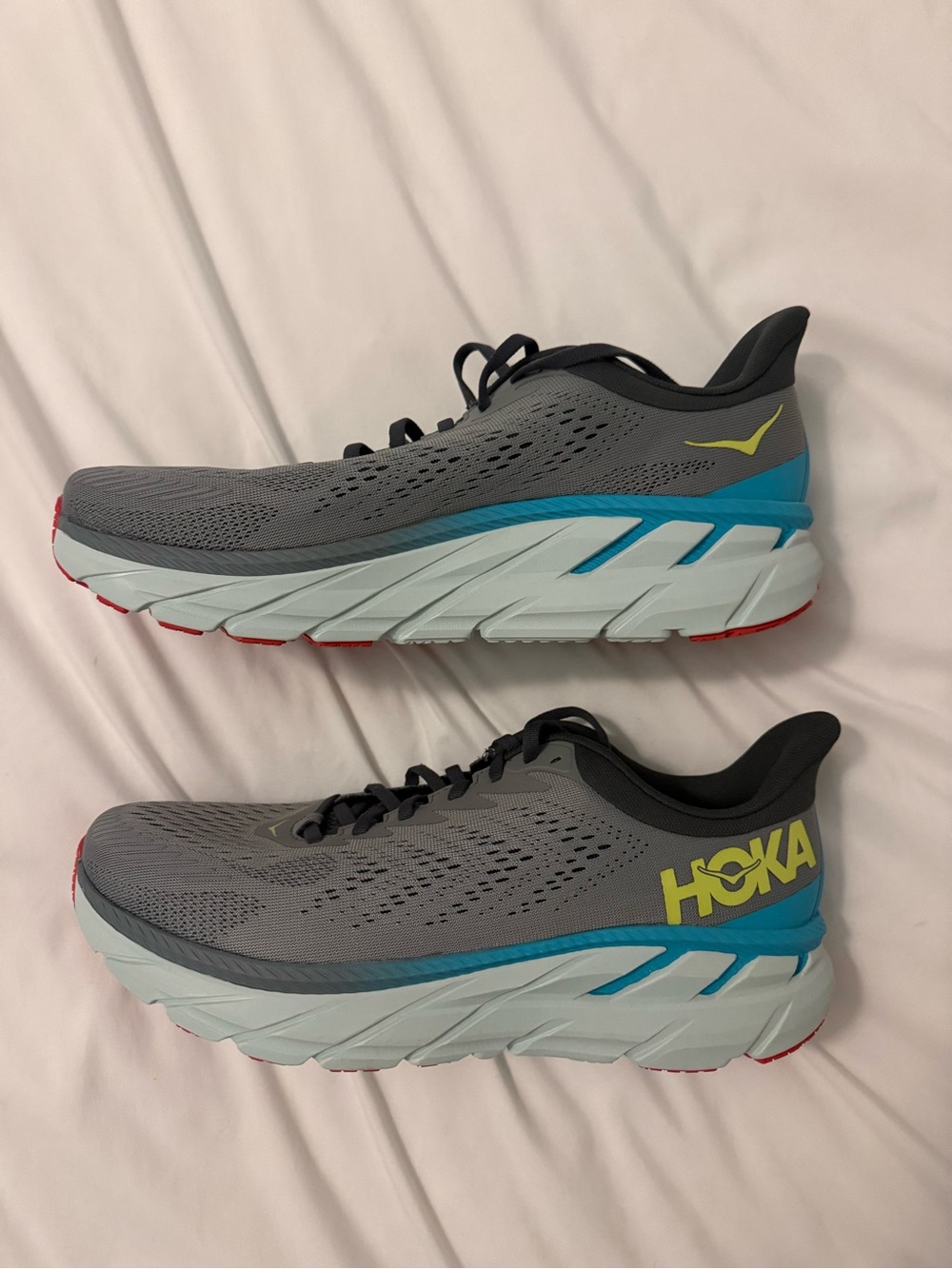 BRAND NEW: Hoka One One Men's Clifton 7 Sneaker- Gray - Picture 2 of 12